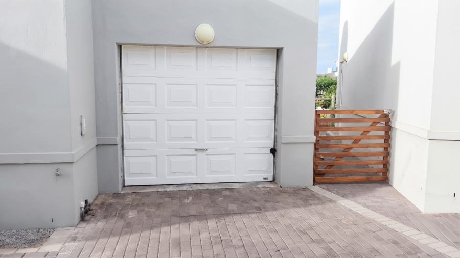 To Let 2 Bedroom Property for Rent in Laguna Sands Western Cape